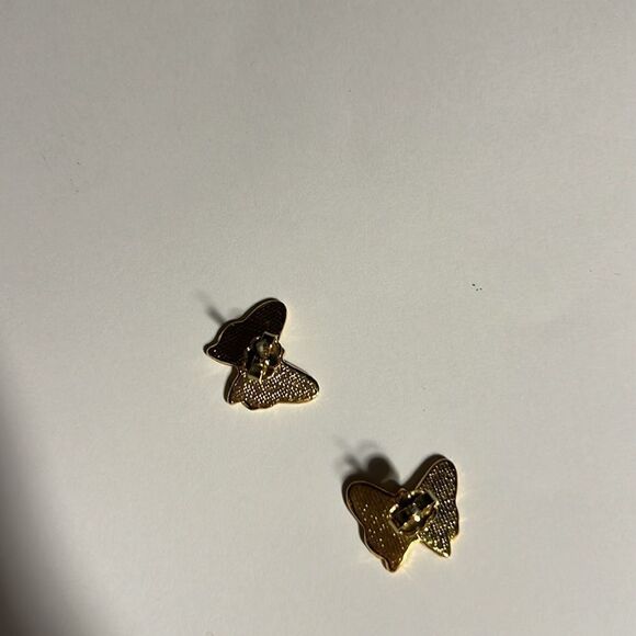 Gold butterfly pierced earrings. - Picture 3 of 4